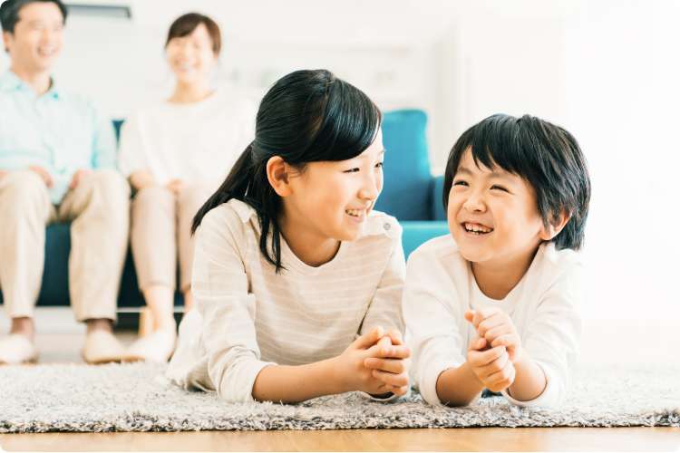 家族のイメージ写真